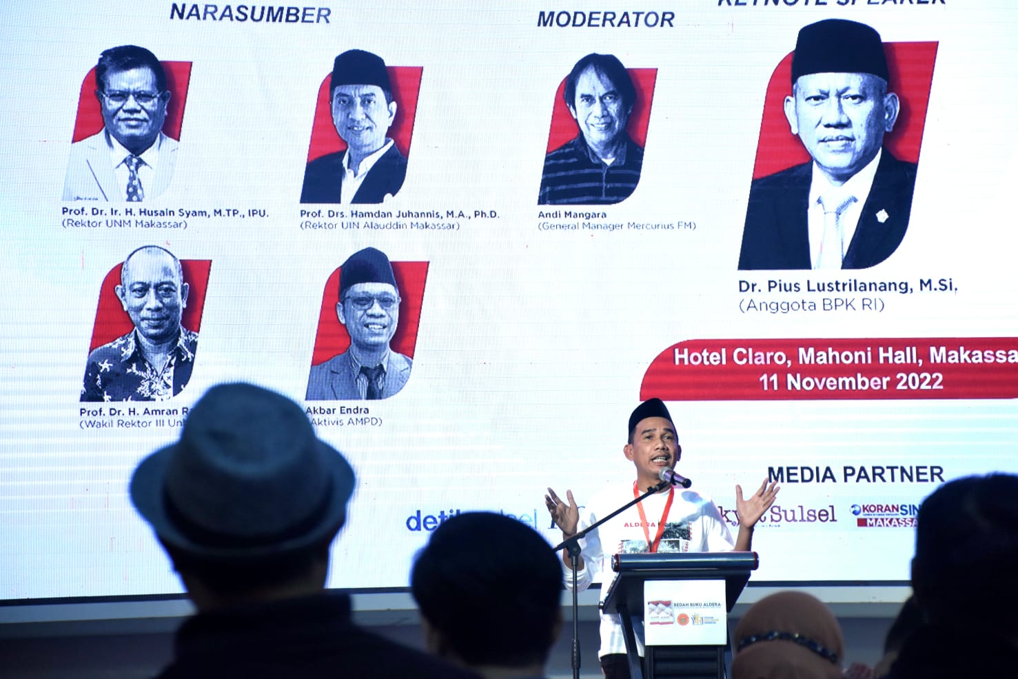 YARI Bersama IKA Unhas Bedah Buku ALDERA, Rudianto Lallo Sebut Ini Hasil Perjuangan Aktivis 98 